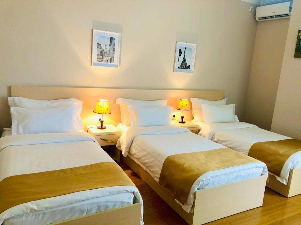 Hotel Aisi Batumi Eksteriør billede