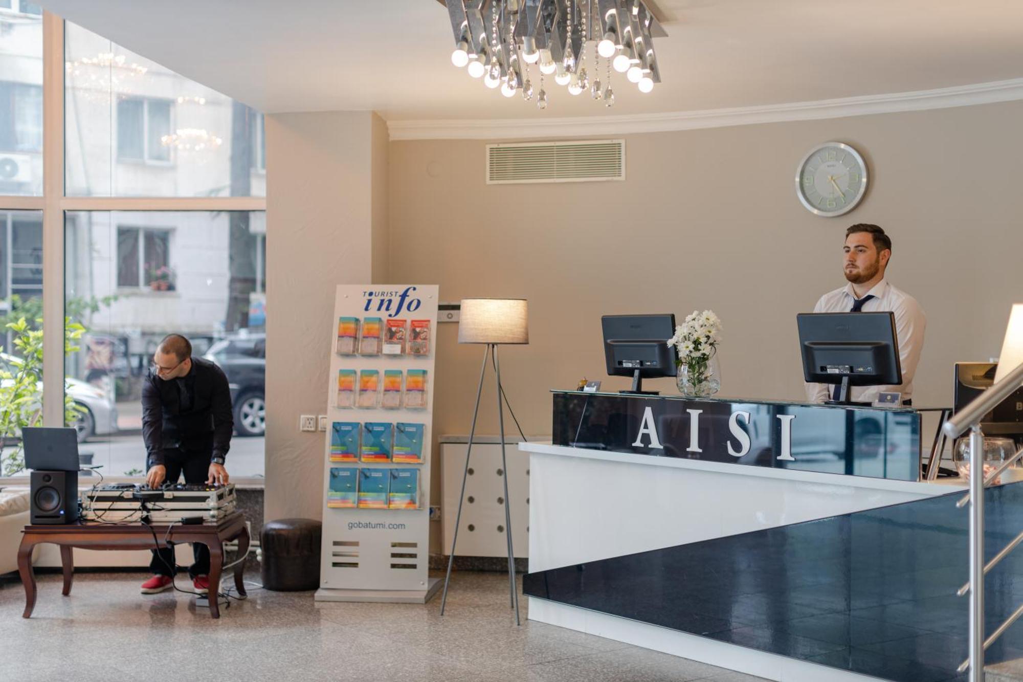 Hotel Aisi Batumi Eksteriør billede