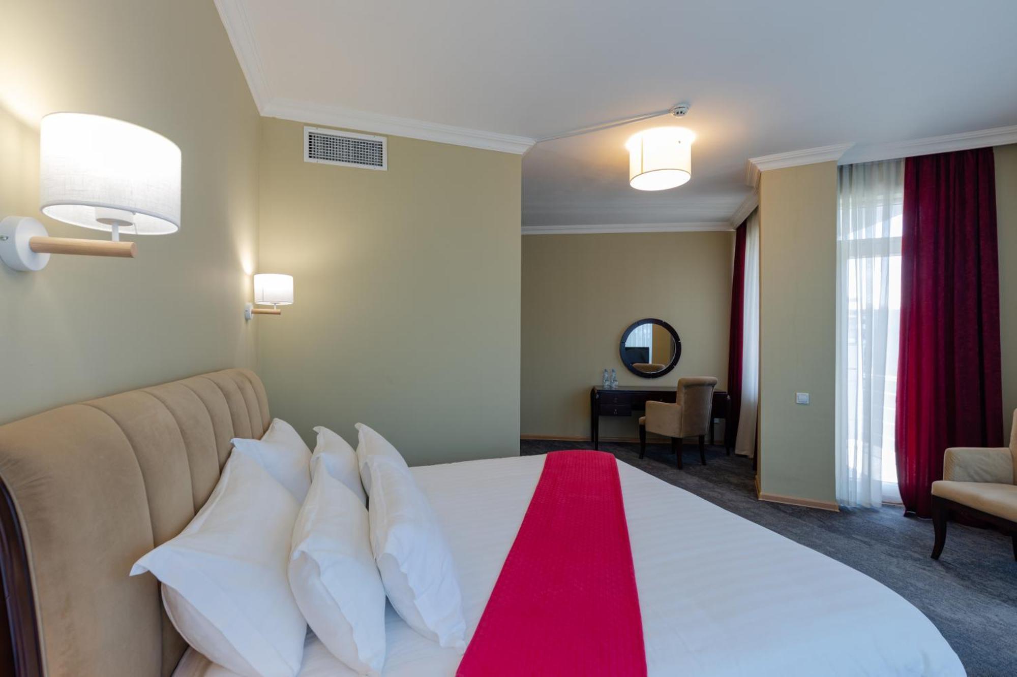 Hotel Aisi Batumi Eksteriør billede