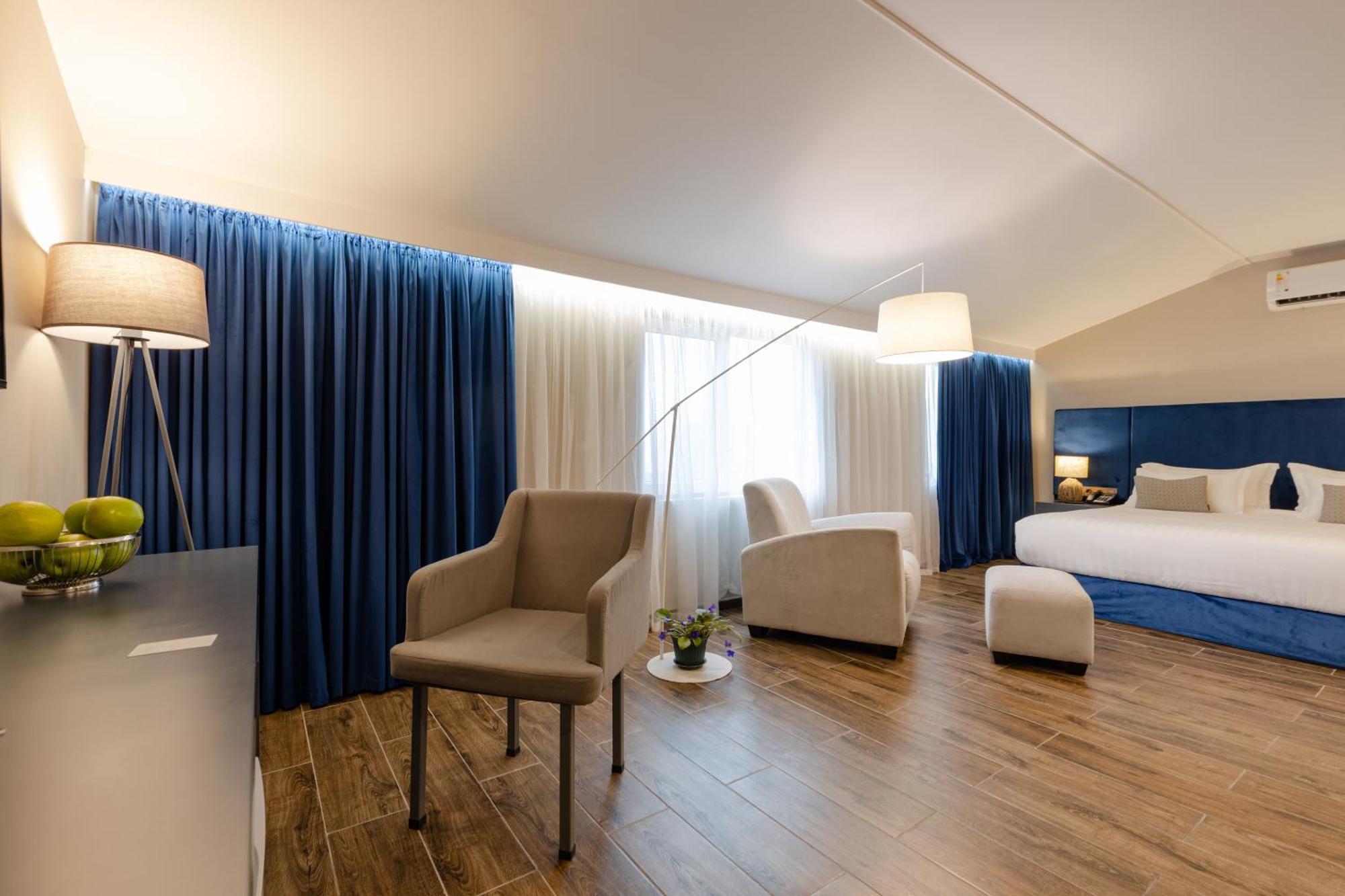 Hotel Aisi Batumi Eksteriør billede