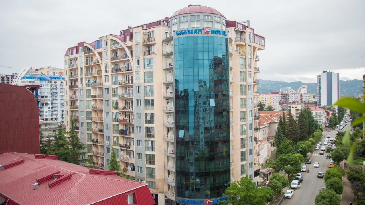 Hotel Aisi Batumi Eksteriør billede